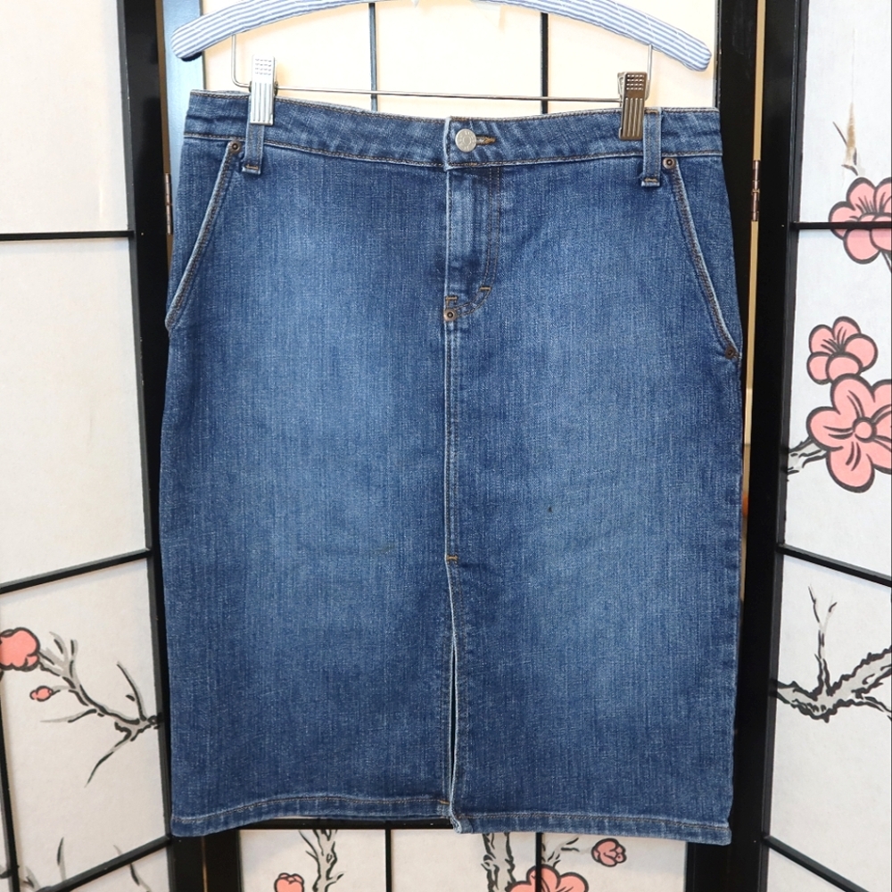 J. Crew Classic Blue Denim Pencil Skirt With Slit Size 6